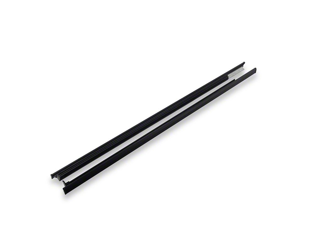 TruShield Aluminum Retractable Tonneau Cover (21-25 F-150 w/ 5-1/2-Foot Bed)
